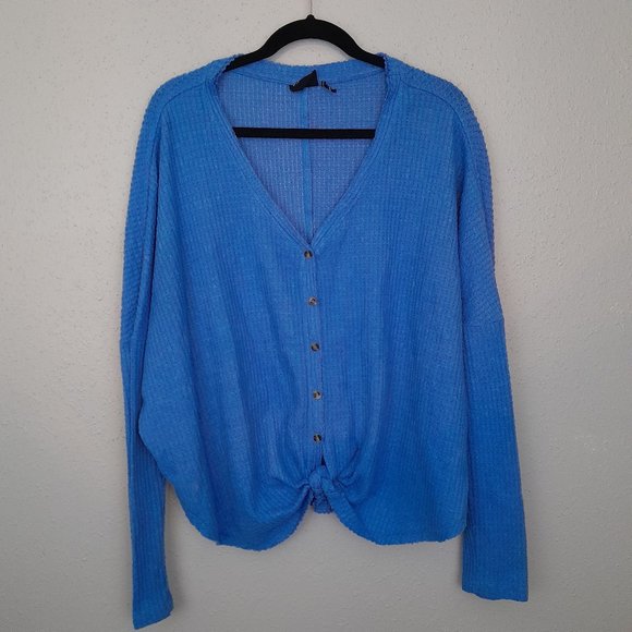 Urban Outfitters Sweaters - Urban Outfitters Out From Under V-Neck Waffle Knit Button Front Cardigan Size L